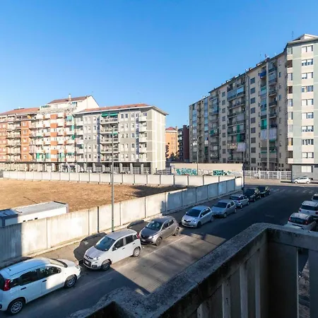 Mirafiori Balcony Apartment Turin